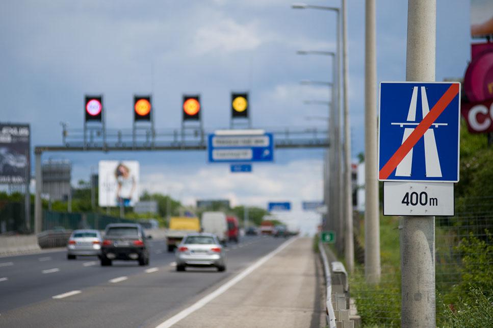 Túlélési szabályok autópálya-használóknak